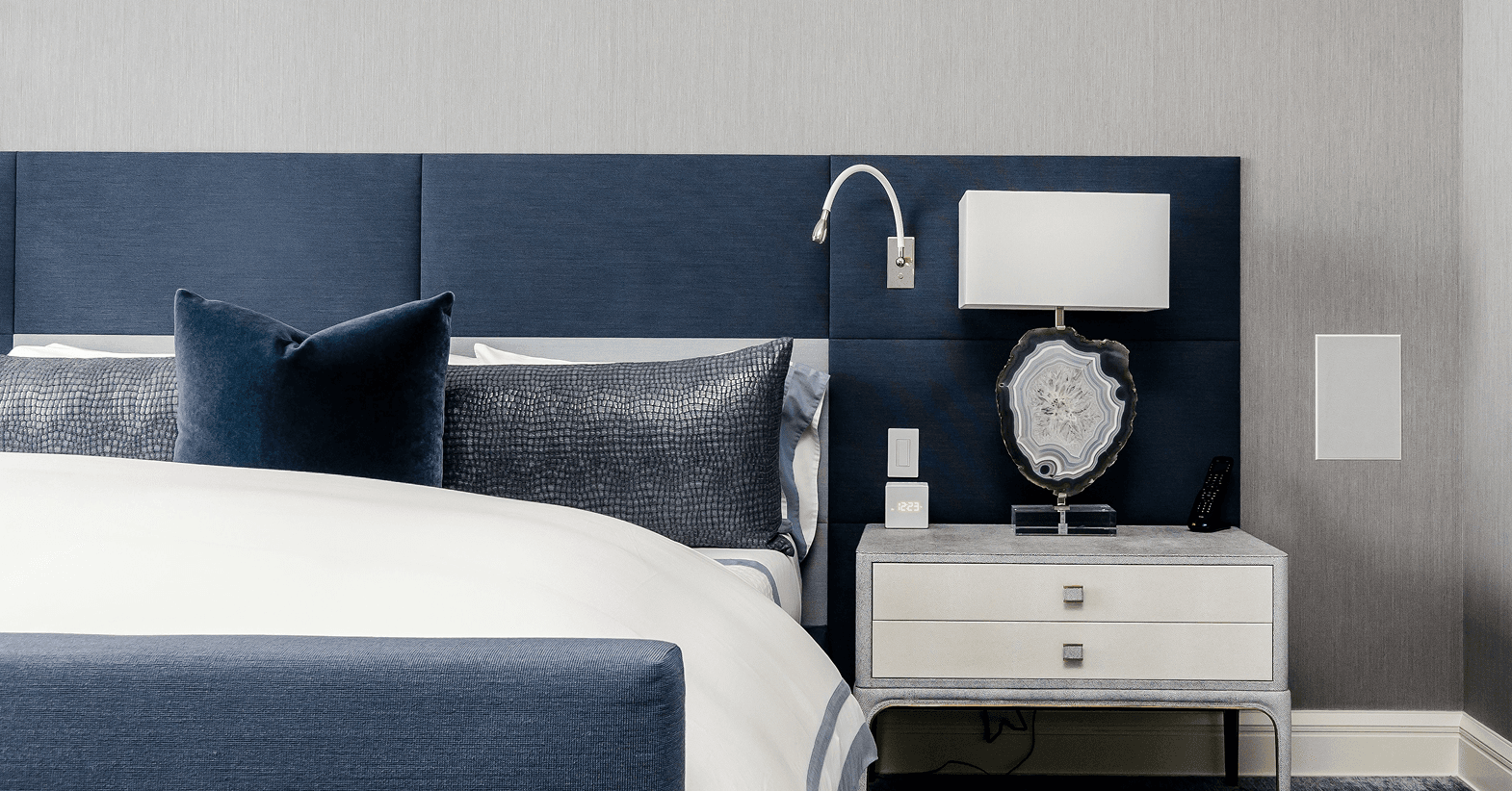 Large scale headboard for your bed